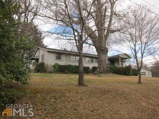 242 Young Dr, Clarkesville, GA 30523-5520