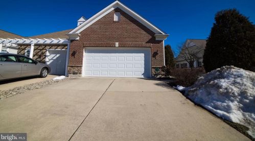 165 Sparrow Ct, Trenton, NJ 08690-1226