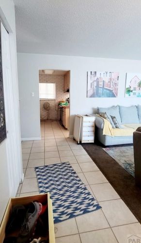 3713 Devonshire Ln, Pueblo, CO 81005-3244