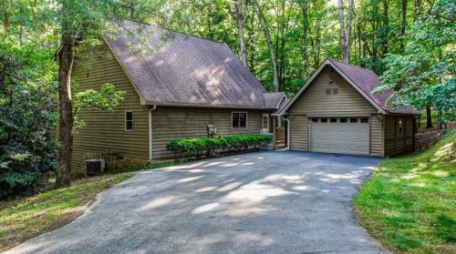 53 Blackberry Ct, Ellijay, GA 30536-6873