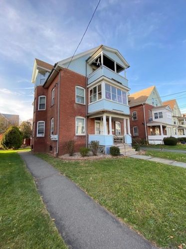 101 Burritt St, New Britain, CT 06052-1207