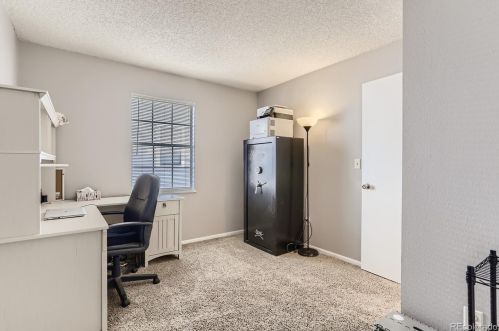 1434 Evanston St, Aurora CO 80014-3921 exterior