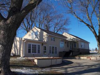 1729 Maple Ave, Hadar, NE 68701-3669