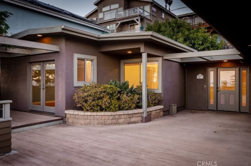 1037 Ocean Ave, Cayucos, CA 93430-1339