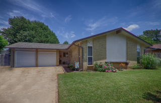 725 Ranchoak Dr, Yukon, OK 73099-4219