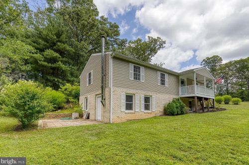 9404 Secca Dr, Fredericksburg, VA 22407-1558