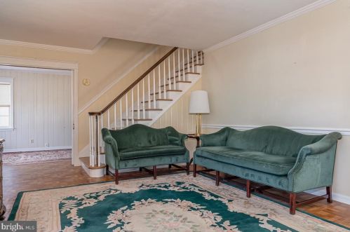 456 Gladstone Ave, Tavistock NJ 08033-4005 exterior