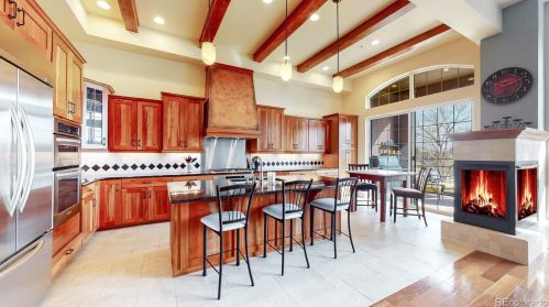 7826 Vallagio Ln, Englewood, CO 80112-5883