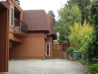 1411 Spruce St, Berkeley, CA 94709-1463