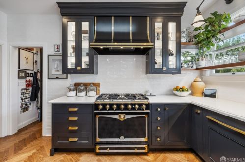 801 38th Ave, San Francisco, CA 94121-3411
