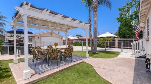 718 Alpine Ave, Chula Vista CA  91910-5909 exterior