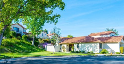 777 Wind Willow Way, Simi Valley, CA 93065-6668