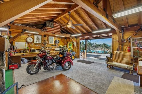 1559 Heather Ln, Riverside CA exterior