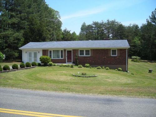 4649 Golf Club Rd, Danville, VA 24540-8531