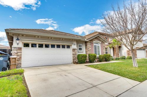 10308 Stoecker Way, Elk Grove, CA 95757-3555
