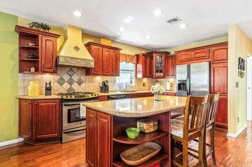 11721 Corley Dr, Whittier, CA 90604-2919