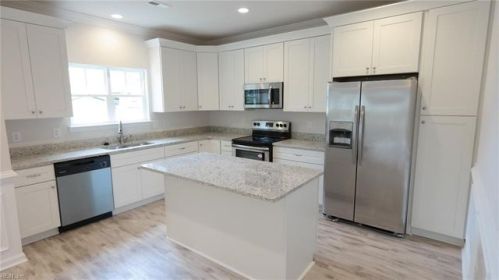 1812 Blair Ave, Norfolk, VA 23509-1010
