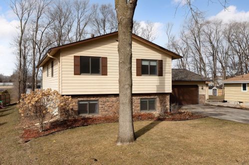 1015 10th Ave, Newport, MN 55055-1764