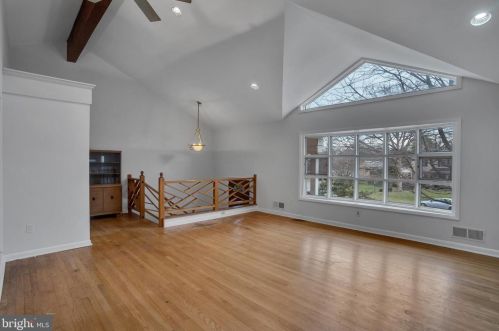 7514 Salem Rd, Falls Church, VA 22043-3211