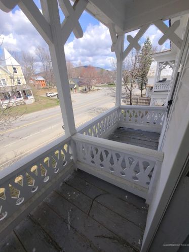 18 Depot St, Carrabassett Valley, ME 04947-4210