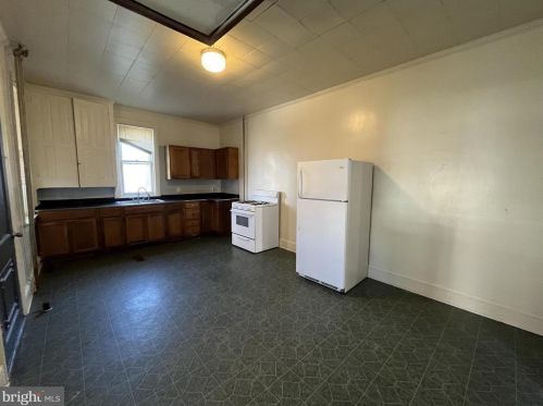 31 Belvidere Ave, York PA 17401-3346 exterior