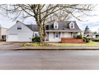 285 37th St, Springfield, OR 97478-6333
