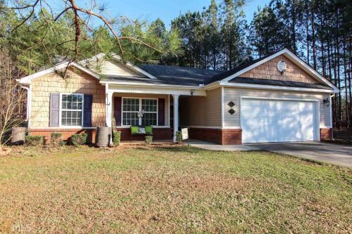 24 Pineview Ct, Colbert, GA 30628-1745