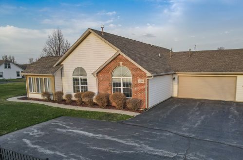 420 Stonegate Way, Manteno, IL 60950-3717