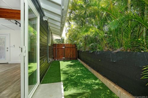 3036 Monsarrat Ave, Honolulu HI  96815-4439 exterior