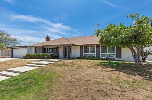 20101 Camino Del Sol, Riverside CA  92508-2423 exterior