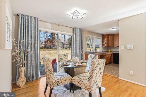 7910 Gosport Ln, Springfield VA  22151-2407 exterior