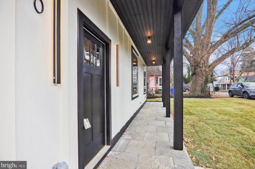 900 Prospect St, Silver Spring MD  20912-6875 exterior