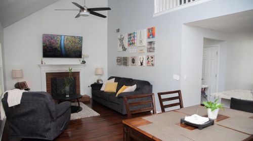 895 Ahearn Ct, Suwanee, GA 30024-3504