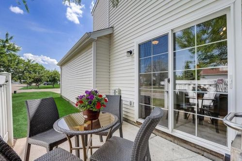 15953 Finch Ave, Saint Paul MN  55124-5811 exterior
