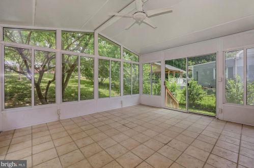 3919 Isbell St, Silver Spring MD 20906-4220 exterior