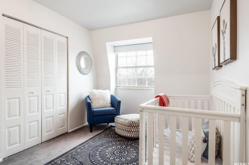 8272 Williamsburg Park Cir, Sandy UT 84070-0517 exterior