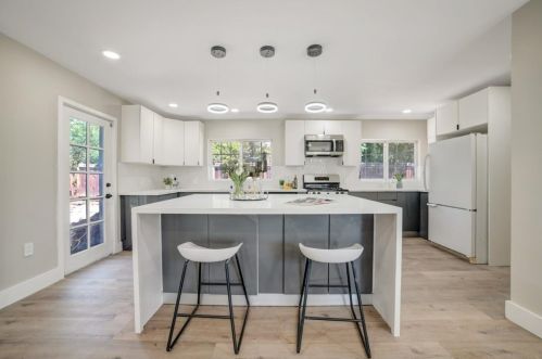 1698 La Bonita Way, Concord CA  94519-1924 exterior