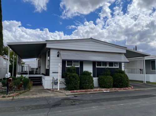 196 Whispering Pines Dr, Rancho Cordova, CA 95670-4352