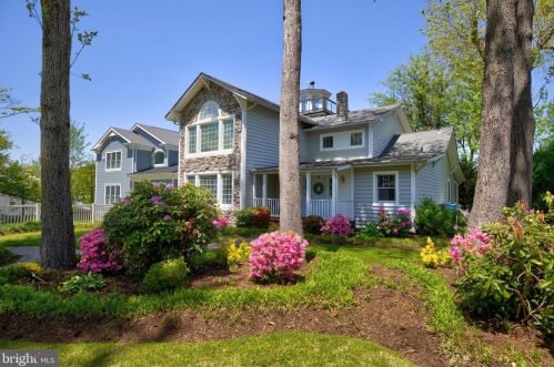 728 Oak Grove Cir, Severna Park, MD 21146-4256