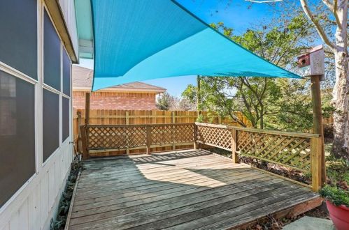 9408 Bernoulli Dr, Austin TX  78748-5044 exterior