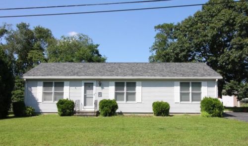 11 Taddy Ave, Warren, RI 02885-1619