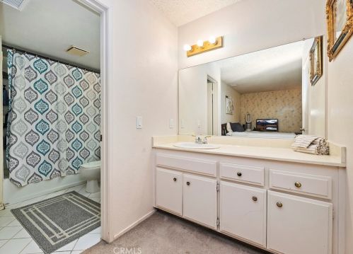 2858 Tropicana Dr, Riverside CA  92504-4206 exterior