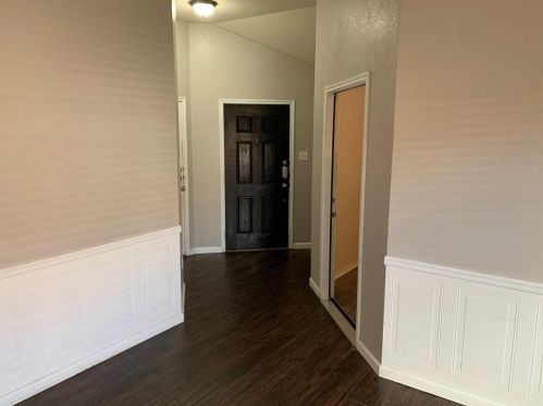 1917 Amberwood Loop, Uhland, TX 78640-5750