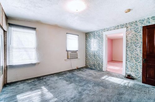 1216 Carson Ave, Cincinnati OH  45215-3122 exterior