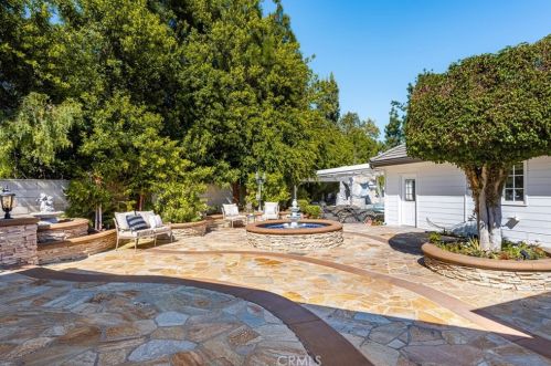 4501 Cerro Vista Dr, Anaheim CA 92807 exterior