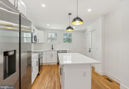 630 Jackson St, Philadelphia PA  19148-3226 exterior