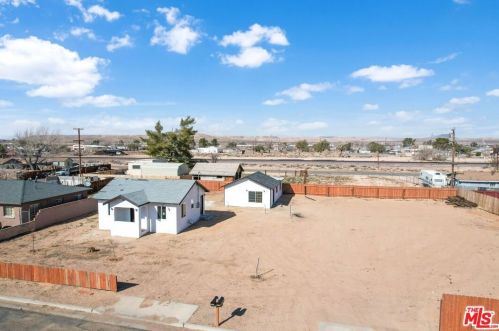 26819 Nichols St, Boron, CA 93516-1938