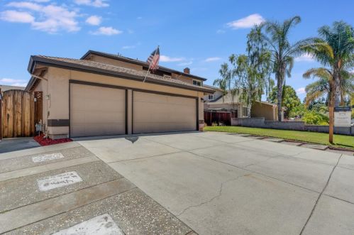 5448 Century Park Way, San Jose, CA 95111-1815