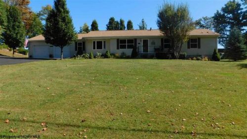 126 Forest View Dr, Kingwood, WV 26537-7574