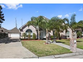 3401 Heatherwood Dr, Harvey, LA 70058-7434